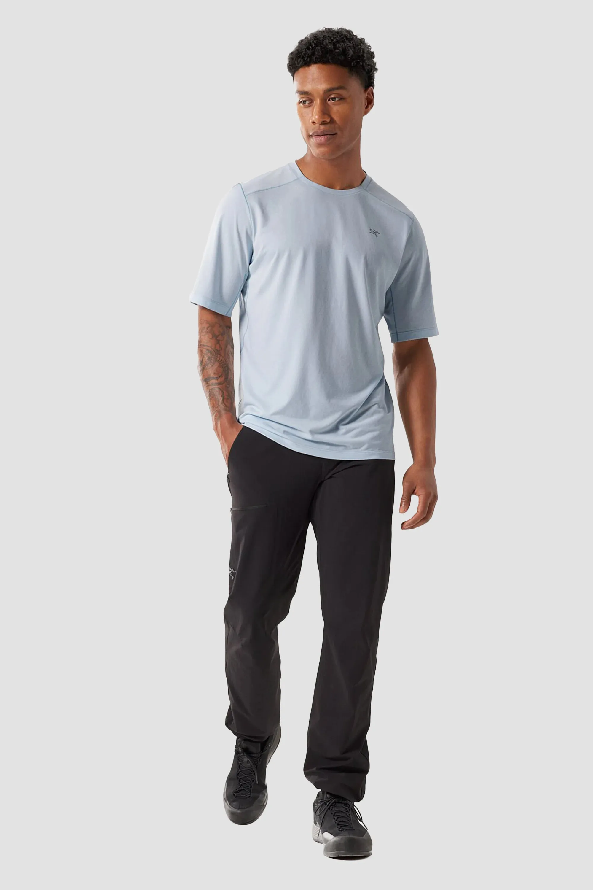 Arc'teryx Men's Cormac Crew Neck SS Shirt in Daybreak Heather