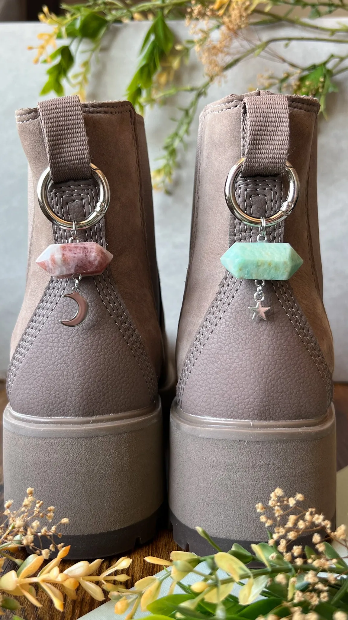 Custom Crystal Point Boot Charm, Pull Loop Shoe Accessory, Crystal Shoe Keychain